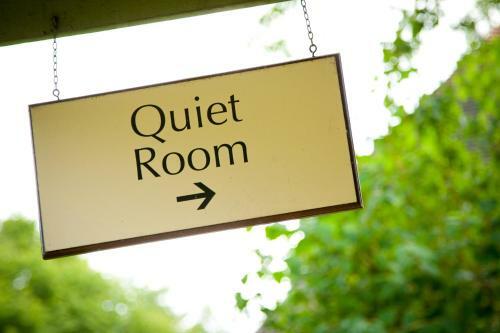 Hotel Woodbrooke Quaker Study Centre