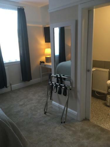 Bed & Breakfast Elmdon Lodge