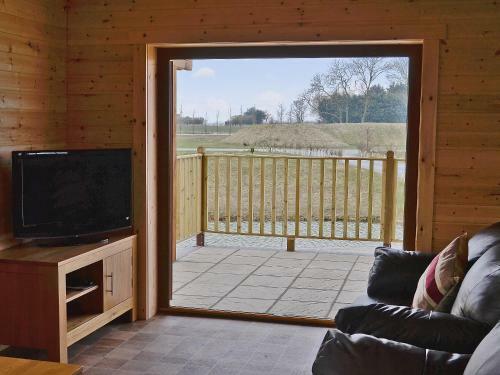 No. 6 Lake View Lodges