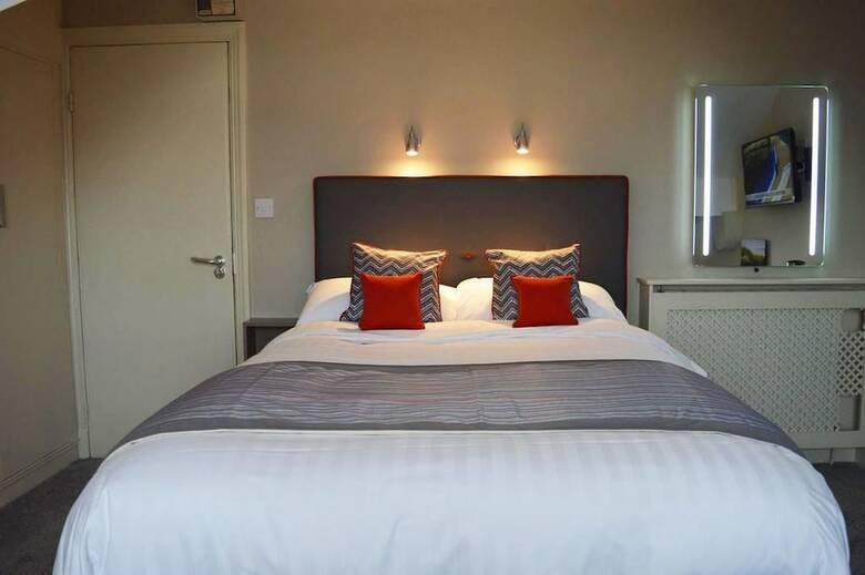 Bed & Breakfast The Carlton Hotel