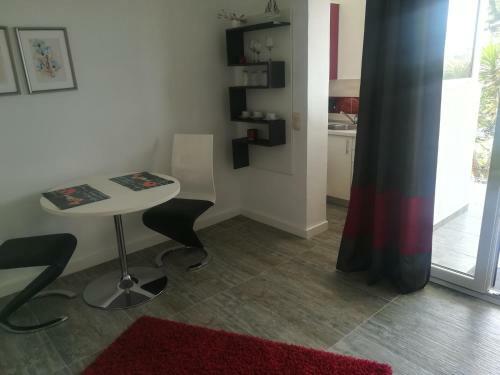 Apartmani Ivi? Paka Rab