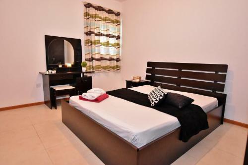 Three Bedroom Apartment Manikata