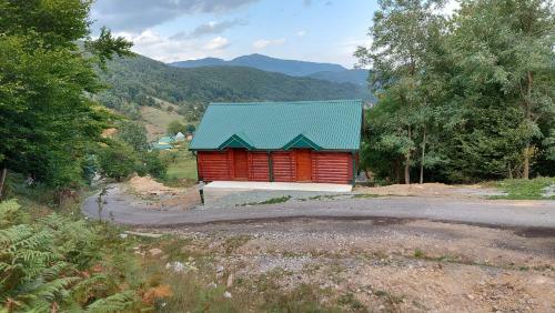 Bed & Breakfast Log Cabin 1 Merdovic