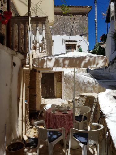 Peristeris Traditional House Since 1900 Corfu