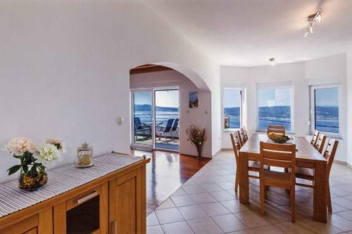 Apartments In Crikvenica 37169
