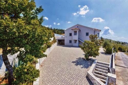 Apartments In Crikvenica 37169