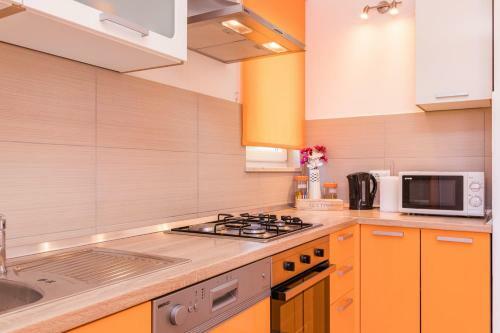 Villa Green Holiday
