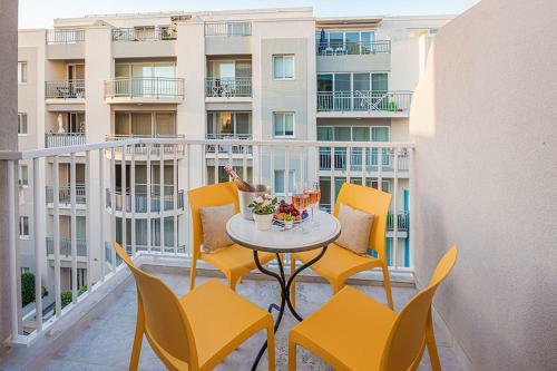 Apartamento Atlantis Holiday Suites