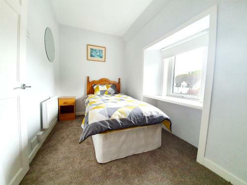 Spacious Holiday Home Closeby River In Alness!
