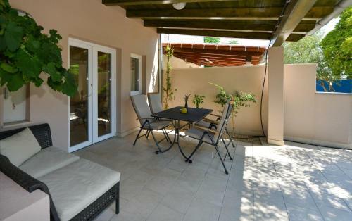 New 2021 Family House Ruzmarin