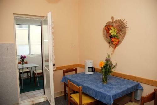 Apartment In Barbat With Sea View, Balcony, Air Conditioning 660-5