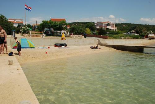 Villa House Paula Rab (4-7 Guests)