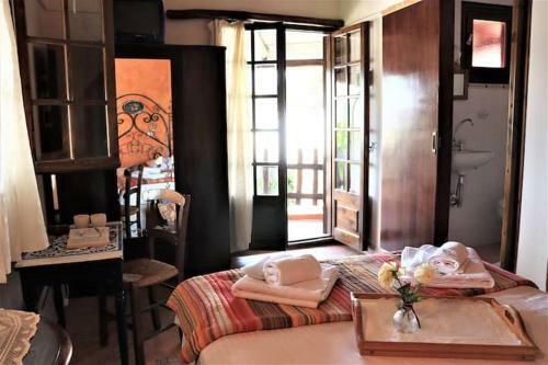 Experience Authentic Cretanlife In Villa ?spitaki?