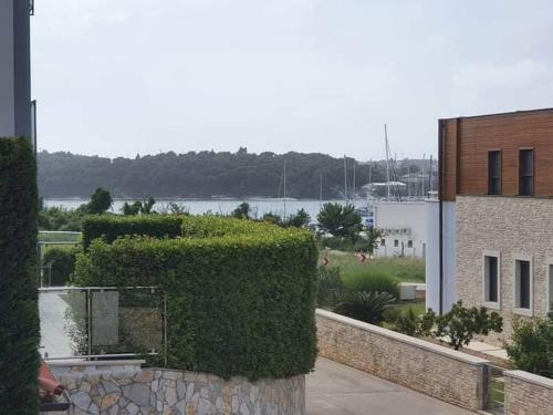 Histria Apartment With Own Private Pool Near The Beach
