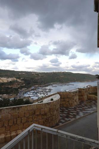 Harbour Views Duplex Private Maisonette