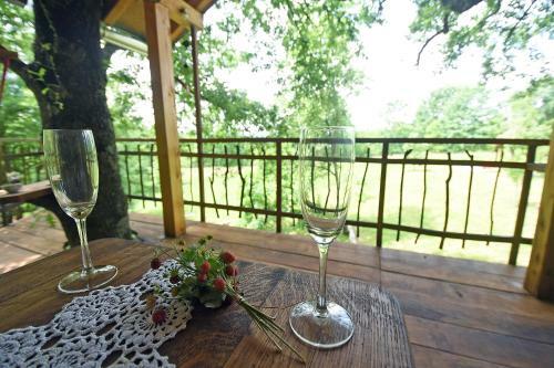 Lodge Treehouse Resnice -mre?nica