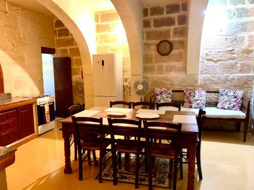 Otto - Villa Mgarr Marina Gozo