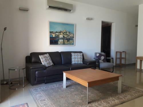 Apartamento No: 11a4s, Fort Chambray.