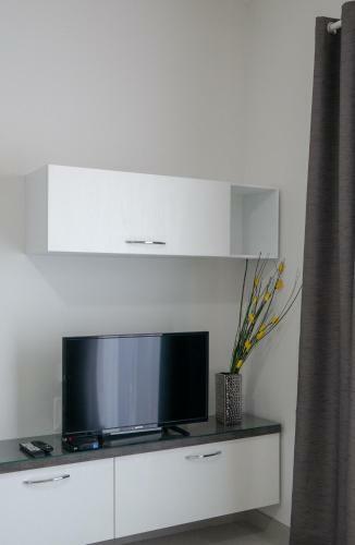 Mgarr Waterfront Cosy Apartment 2 By Ghajnsielem Gozo