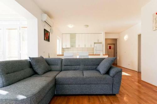 Sun Apartment