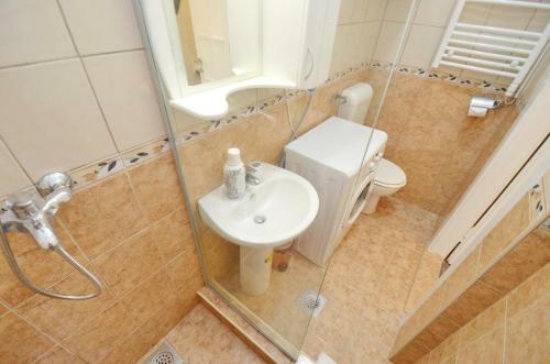 Apartamento Bright, Romantic & Super Stylish Old Town Flat With Seaview & Shared Terrace