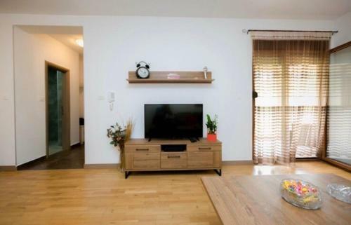 Apartman Melaiv