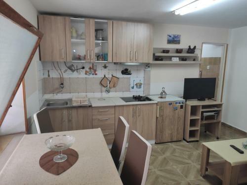 Nice Apartment Near The Old Town