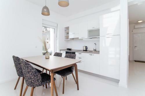 Apartamento Modern Apt With Amazing Boka Bay View In Dobrota