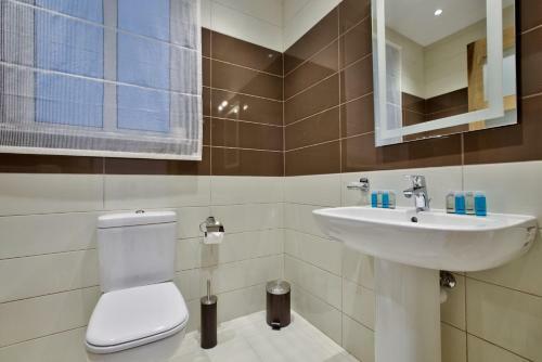 Bright & Spacious 3 Bedroom Apartment In Mellieha