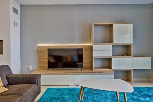Bright & Spacious 3 Bedroom Apartment In Mellieha