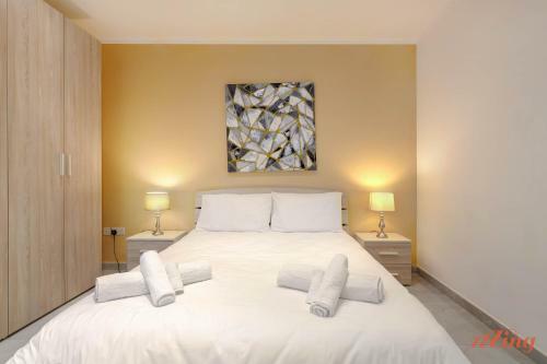 Apartamento Seafront Penthouse W Unobstructed Sea Views