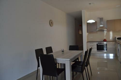Mellieha Town Centre Bright & Spacious 3 Bedroom Apartment