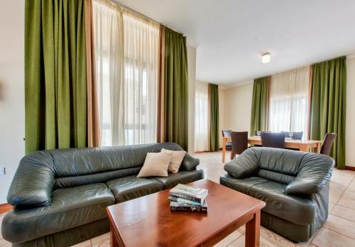 Baldacchino Holiday Villas