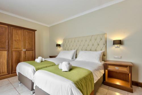 Baldacchino Holiday Villas