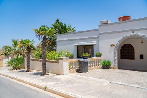 Baldacchino Holiday Villas