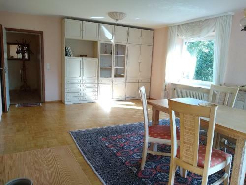 Apartamento Burgblick-fewo T�pfer