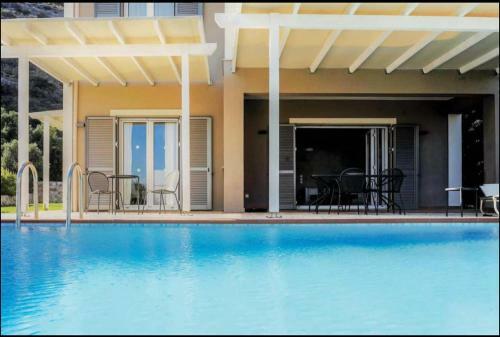 Villa Ribbons Katelios