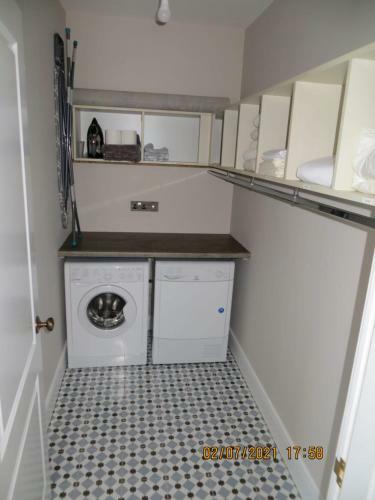 Hostal The Lodge (belmullet Town Centre)