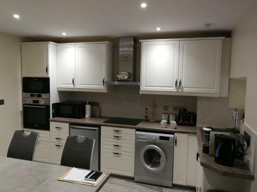 Hostal The Lodge (belmullet Town Centre)
