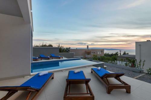 Holiday Home E