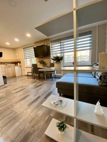 Crystal Apartment