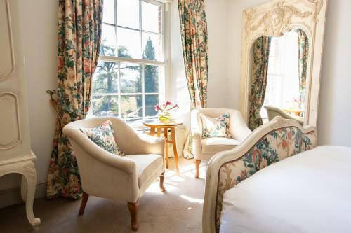 Hartnoll Hotel