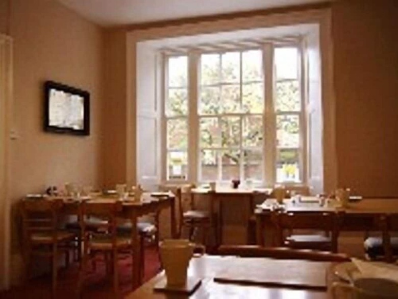 Hostal Angel Guesthouse