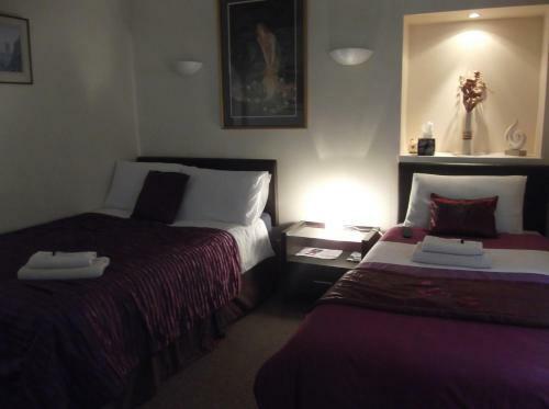 Hostal Teviotside Guest House