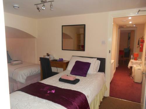 Hostal Teviotside Guest House