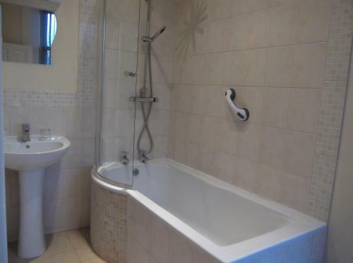 Hostal Teviotside Guest House