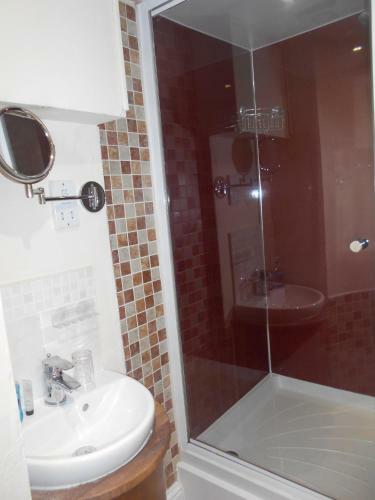 Hostal Teviotside Guest House