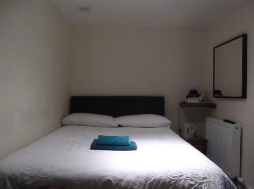 Hostal Teviotside Guest House