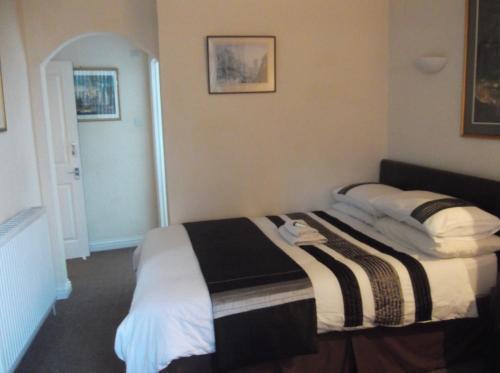 Hostal Teviotside Guest House