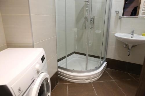 Two Level Apartment Redco 3